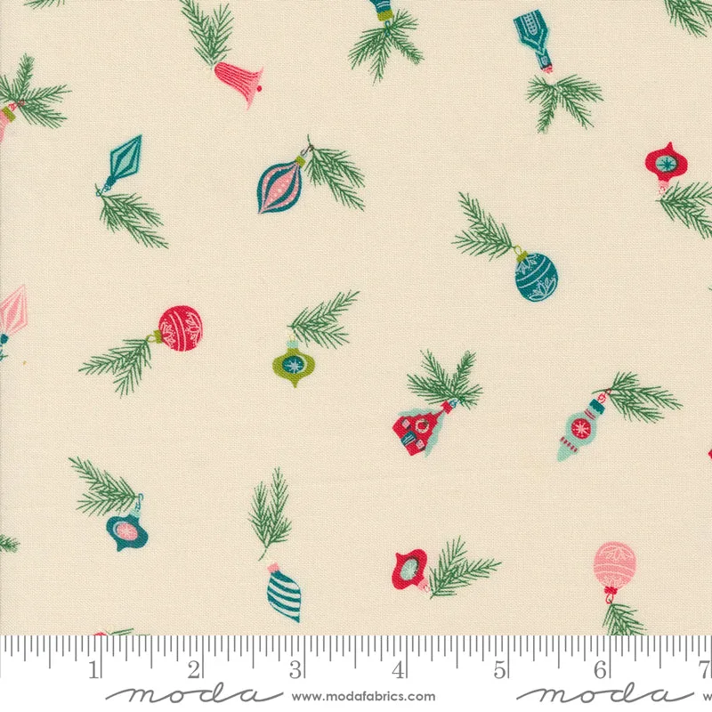 Cozy Wonderland - Vintage Baubles in Natural - 45593 11 - Half Yard