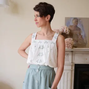 Elegant Floral Embroidered Camisole Top - Stylish Womens Summer Sleeveless Blouse
